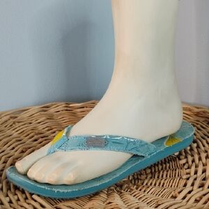 The North Face Blue and Yellow Patterned Raw Hem Fabric Sandals Size 8 Tropical